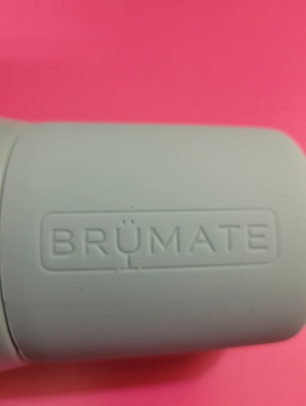 BrüMate NAV 25 Ounce Travel Mug Mist Color New (1488)